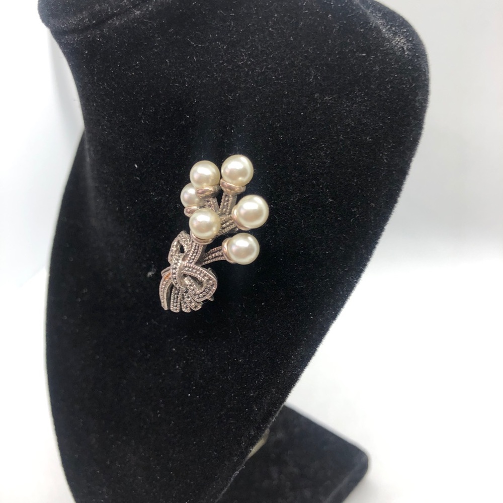 NWOT Sterling Fox pearls bow flower bouquet pin brooch.